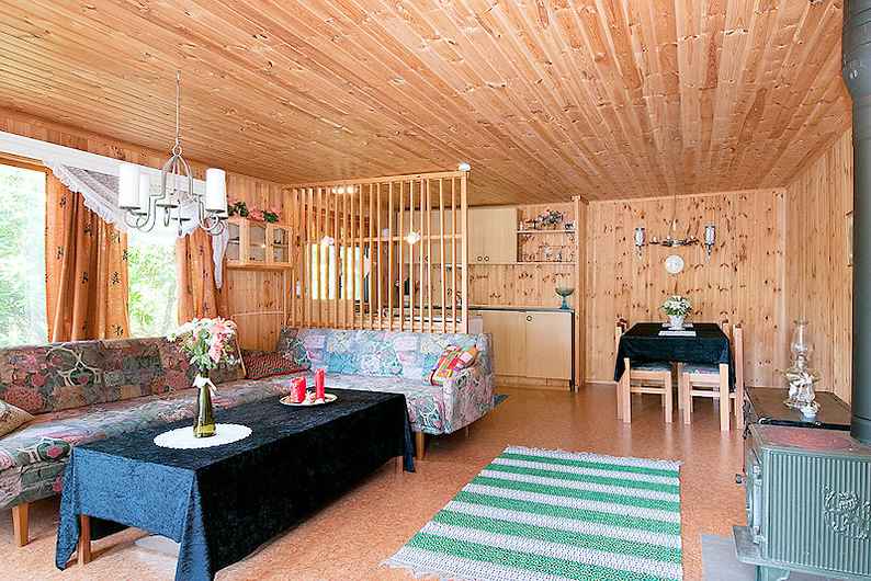 Galeriebild Wildes Wassergrundstück in der schwedischen Provinz Bohuslän