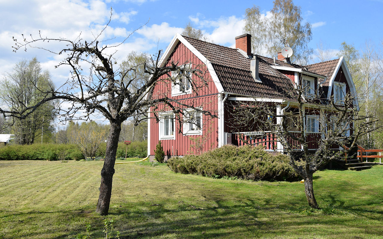 Galeriebild Slättingebygd - Klassische Landvilla in Småland mit 4,9 ha Wald- u. Wiesengrundstück mit guter Verkehrsanbindung