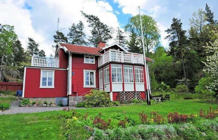 Schweden Immobilien - Charmantes Ferienhaus / Festwohnhaus Timmergata nahe Ostseeküste