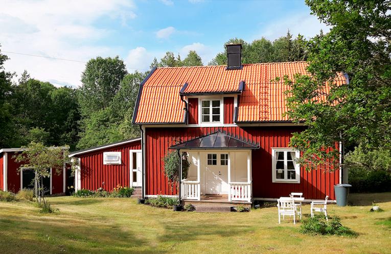 Schweden Immobilien - Klassische Schwedenvilla in Ostseelage, umgeben von einer herrlichen Felsenlandschaft nahe am Wasser! Schweden Immobilien - Klassische Schwedenvilla in Ostseelage, umgeben von einer herrlichen Felsenlandschaft nahe am Wasser!