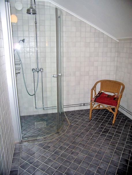 Renoviertes Badezimmer, OG Galeriebild Kleines Herrenhaus Skärvhult