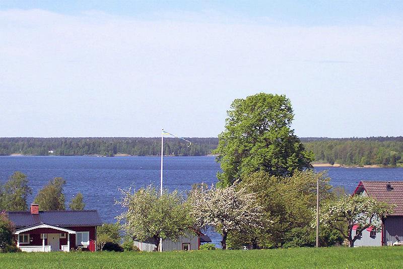 Nun einige Umgebungsbilder aus dieser schönen Landschaft. Einmal Schweden - immer Schweden Galeriebild Zwei wunderbare Ferienhäuser am See Örlen, Fiskestigen 8