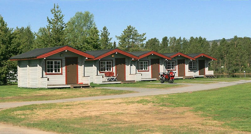 Die Ferienhütten in Sorsele befinden sich alle in einem hochwertigen Zustand. Bestens gepflegt. Überhaupt keine Reparaturstau! Galeriebild Spektakuläre Wintersportanlage "Nalovardo" in Lappland / Bereich Sorsele, zu verkaufen!