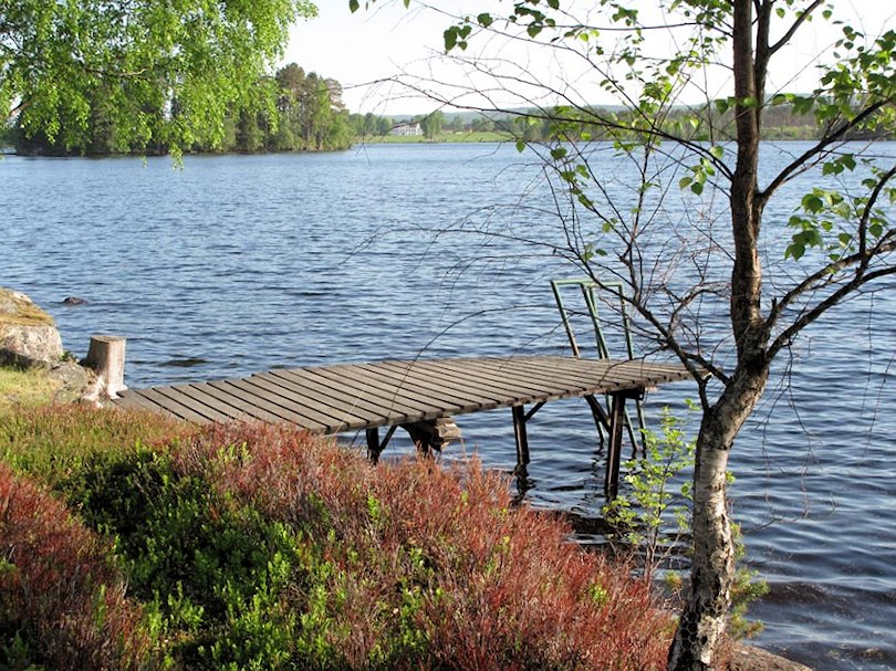 Schweden ist voller einzigartiger Momente. Im Bild die eigene Badebrücke, über die nicht jedes Grundstück verfügt. Galeriebild Högbo, Finnshyttan, so heißt das kleine schwedische Paradies am Ufer des mächtigen Sees Lersjön bei Filipstad in Värmland