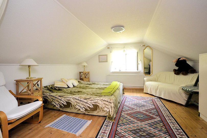 Schlafzimmer 2 Galeriebild "Fiskarestugan"! So heißt dieses traumhafte Wassergrundstück in toller Waldalleinlage und Küstennähe, Bereich Västervik / Ostsee!
