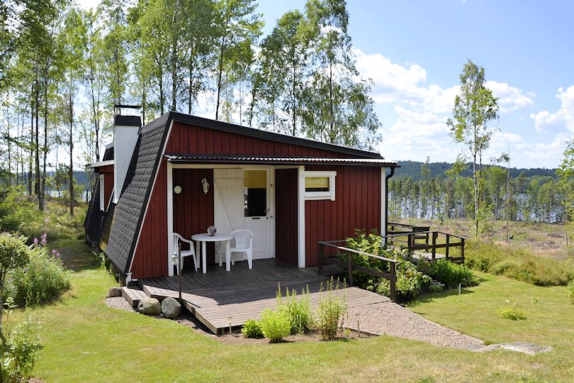 Das Gästehaus - hinein in die "GUTE STUBE".... Galeriebild Das Sonnenparadies "Äpplaryd" nahe See Övingen heißt Sie herzlich willkommen. So eine tolle Lage!