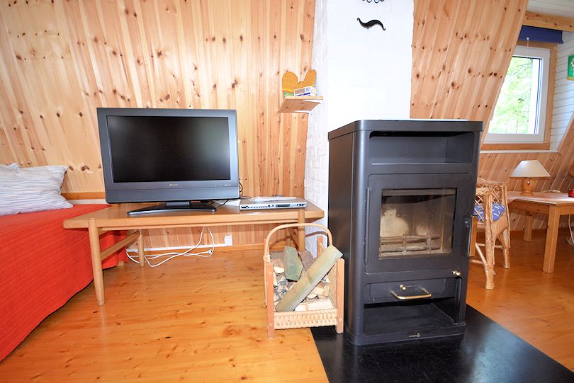 ....für die Übergangsjahreszeit und gemütliche Stunden zwischen Tag und Traum Galeriebild Das Sonnenparadies "Äpplaryd" nahe See Övingen heißt Sie herzlich willkommen. So eine tolle Lage!