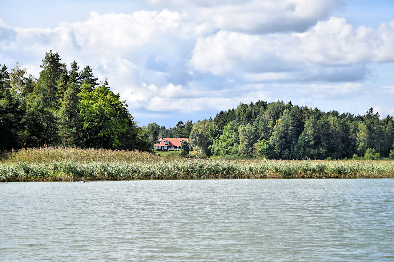 Ein riesen Auftritt! Die Villa "Gåsviksgården" in verführerischer Wassernähe mit schönstem Ausblick auf eine Ostseebucht Galeriebild Paukenschlag am beeindruckendenn Schärengarten von St. Anna / Söderköping / Ostseeküstenlage, südlich von Stockholm