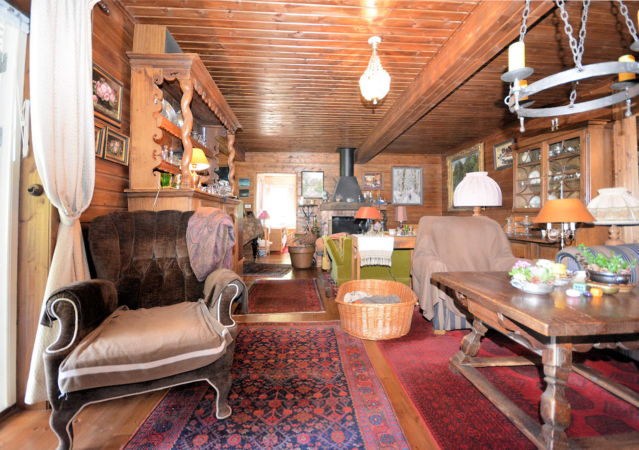 Sich niederlassen in der eindrucksvollen Wohnstube am Steinkamin - und den Kindern etwas vorlesen Galeriebild Paukenschlag am fantastischen Schärengarten von St. Anna / Söderköping / Ostseeküstenlage, südlich von Stockholm