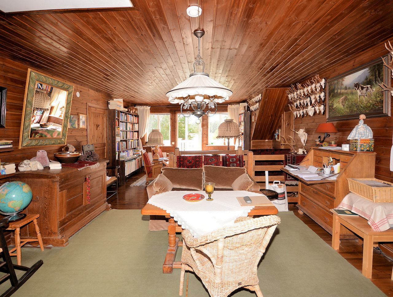 ....mit dem großzügig gestalteten Wohnflur, von dem die verschiedenen Schlafzimmer + 2 Badezimmer abzweigen Galeriebild Paukenschlag am fantastischen Schärengarten von St. Anna / Söderköping / Ostseeküstenlage, südlich von Stockholm