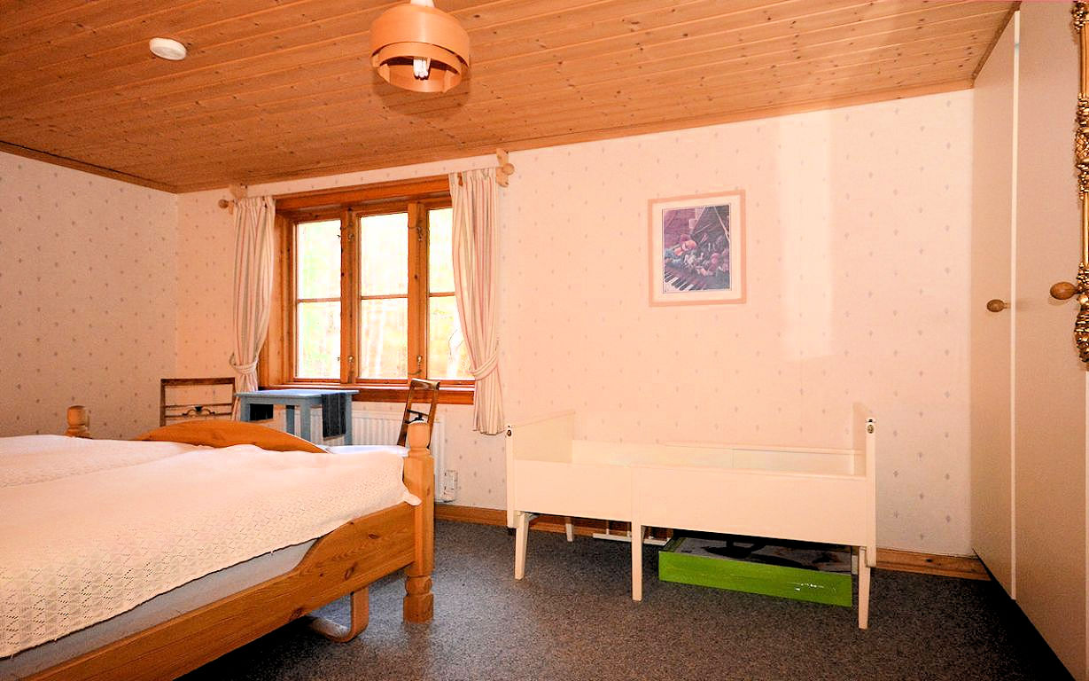 Elternschlafzimmer (Bild 2) Galeriebild Timmershult - Ehemaliges Wassermühlengebäude in zauberhafter Waldlage mit einem 16636 m² Naturgrundstück. Ein Traum!