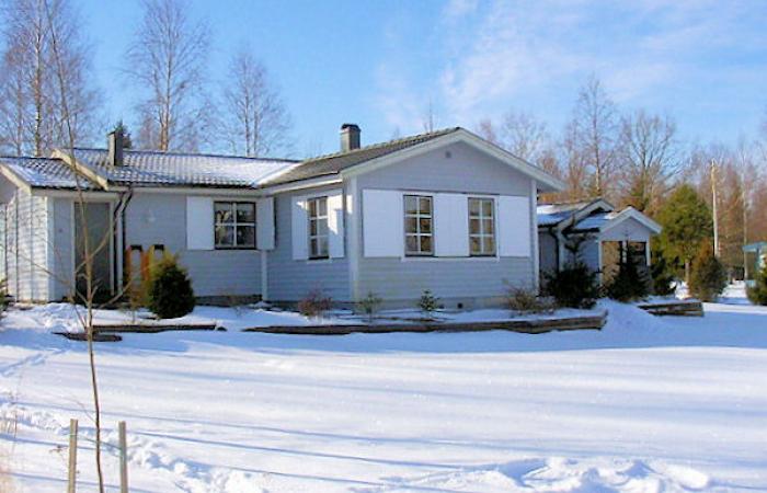 Schweden Immobilien - Wohnhaus in Långeruder / Hjo - Nähe Vättern