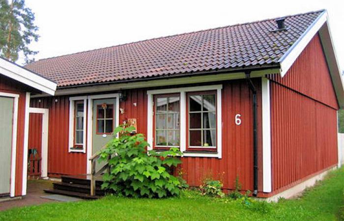 Schweden Immobilien - Ferienhaus am See Rämen