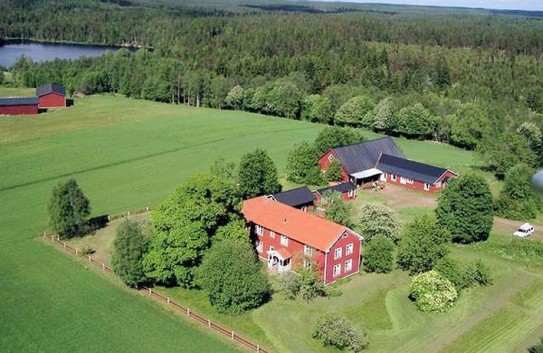 Schweden Immobilien - Ferienhof mit Seenähe Schweden Immobilien - Ferienhof mit Seenähe