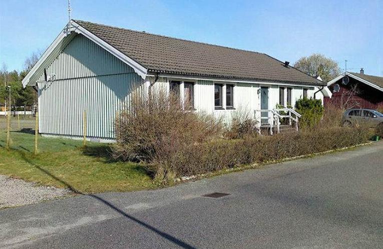 Schweden Immobilien - Schwedenvilla – Ferienhaus / Festwohnhaus in Hova Schweden Immobilien - Schwedenvilla – Ferienhaus / Festwohnhaus in Hova