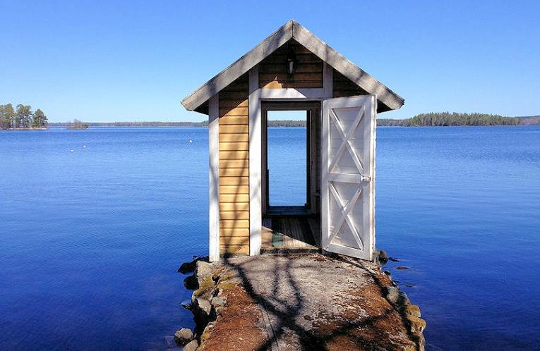 Schweden Immobilien - VILLA SJÖVIK am Traumsee HELGASJÖN. Ein unerhört wertvoller Immobilienstandort mit garantiertem Wertzuwachs! Schweden Immobilien - VILLA SJÖVIK am Traumsee HELGASJÖN. Ein unerhört wertvoller Immobilienstandort mit garantiertem Wertzuwachs!
