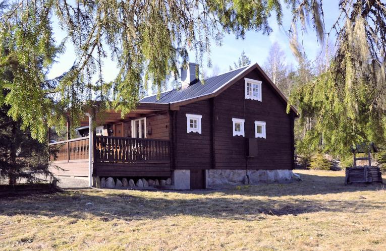 Schweden Immobilien - Skogsnäs - eine klassische Waldimmobilie in Småland, die Freude, Ruhe, Natur und somit Lebensqualität garantiert!