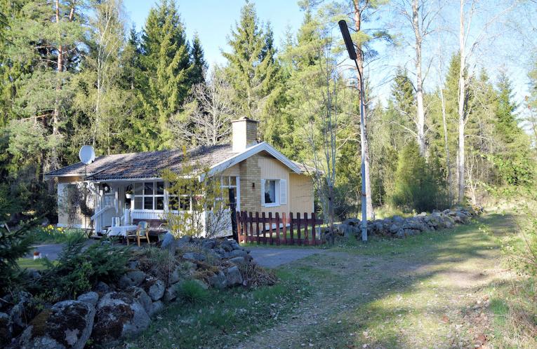 Schweden Immobilien - Ferien- und Permanentwohnhaus "Kaxgärde". Die Provinz Småland ruft nach Ihnen! In Schweden mittendrin, statt nur dabei zu sein Schweden Immobilien - Ferien- und Permanentwohnhaus "Kaxgärde". Die Provinz Småland ruft nach Ihnen! In Schweden mittendrin, statt nur dabei zu sein