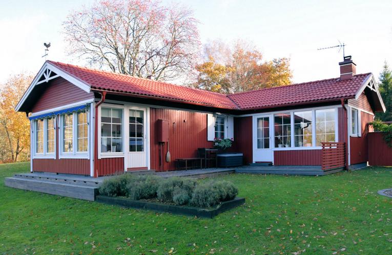 Schweden Immobilien - Weiler Hult - nahe Unnaryd / Halland. Wir sollten nie aufhören nach dem weltlichen Paradies zu greifen. Hier ist es...! Schweden Immobilien - Weiler Hult - nahe Unnaryd / Halland. Wir sollten nie aufhören nach dem weltlichen Paradies zu greifen. Hier ist es...!