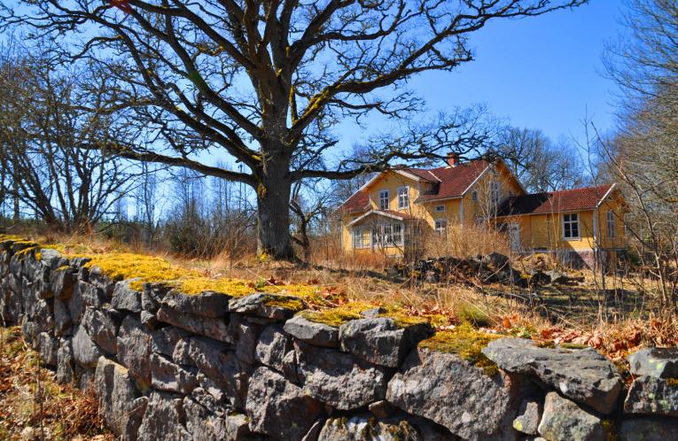 Schweden Immobilien - Älgkvarn nahe Åseda. "Leben spüren Tag für Tag - Leben spüren, so wie ich es mag". Willkommen im idyllischen Småland! Schweden Immobilien - Älgkvarn nahe Åseda. "Leben spüren Tag für Tag - Leben spüren, so wie ich es mag". Willkommen im idyllischen Småland!